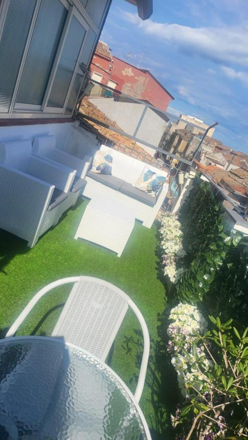 شقة Chalaro' Apartament كاتانيا المظهر الخارجي الصورة